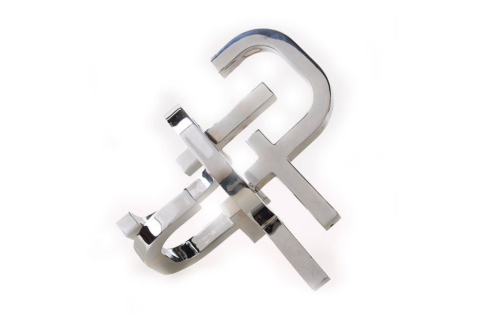 HUGO CHALÉ - Artista y escultor conceptual - Escultura Danza desordenada - Técnica: acero inoxidable 