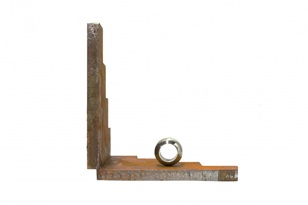 HUGO CHALÉ - Escultura Reflejo parcial