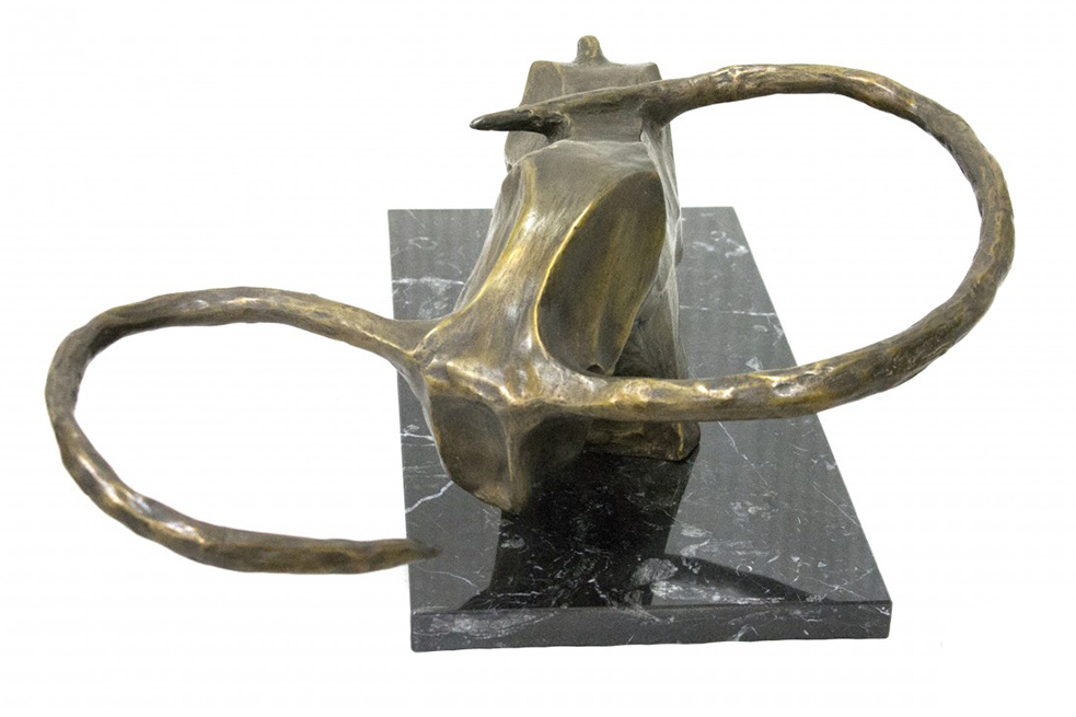 HUGO CHALÉ - Escultura Pensamientos de un toro